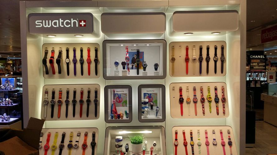 Iluminación en Swatch - Electricistas en Córdoba - Electricistas en Córdoba