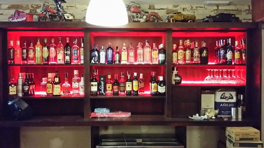 Instalaciones eléctricas en restaurantes. Luz indirecta - Electricistas en Córdoba