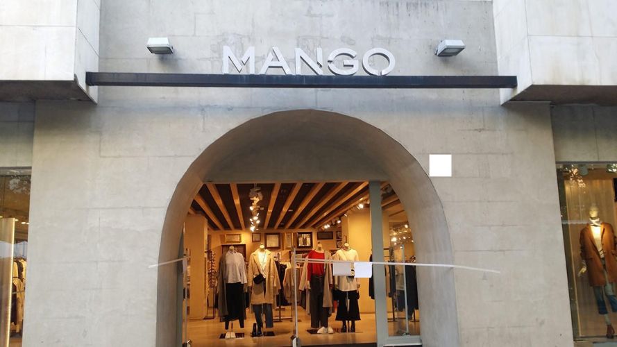 Iluminación Tienda Mango Córdoba - Electricistas en Córdoba